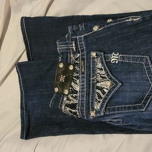 Like new miss me jeans